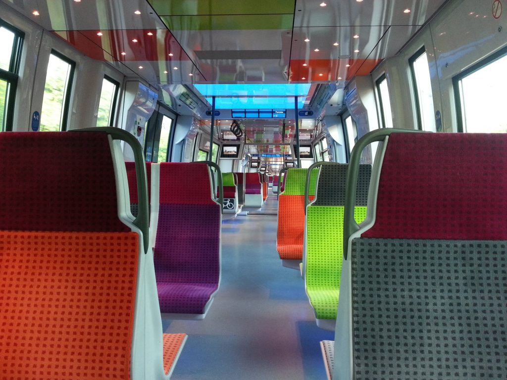 Visuel d'un intérieur de train SNCF Transilien